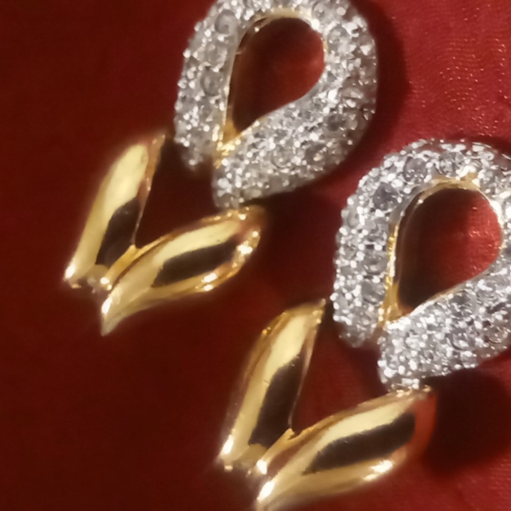 Gold hinged earrings w/pave crystals.